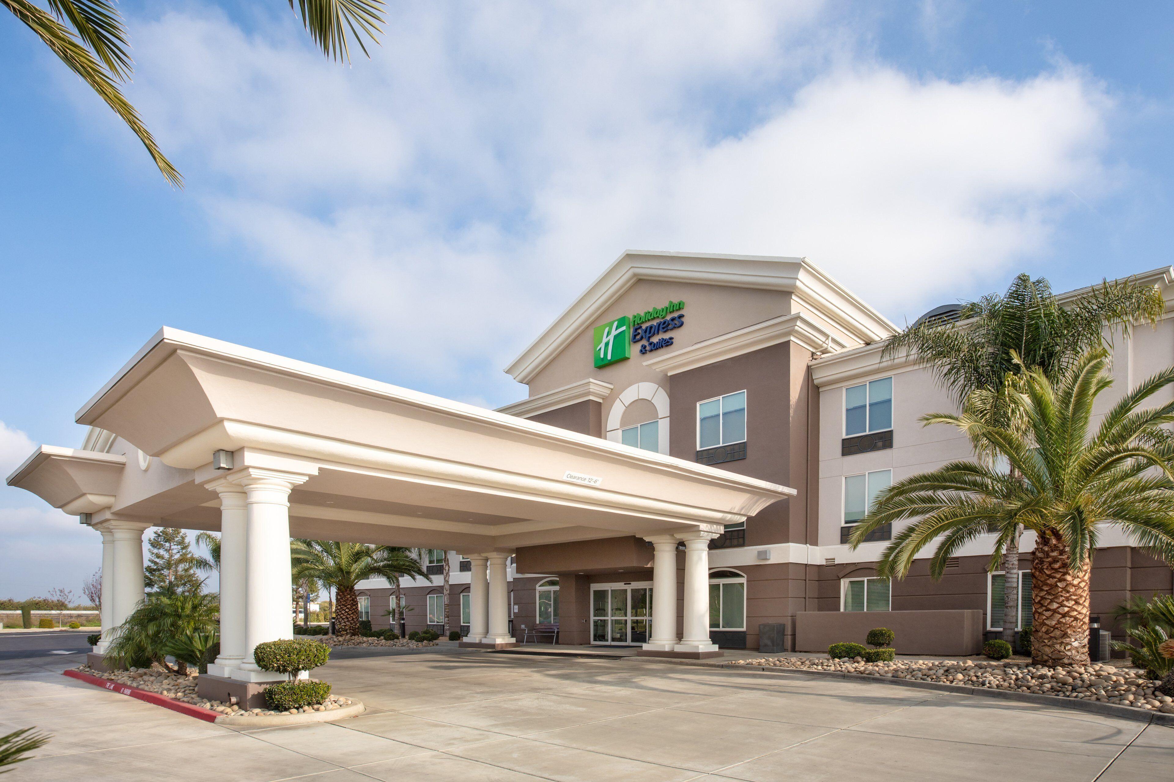 Staying in Northern California: 8 Holiday Inn Express Hotels Compared